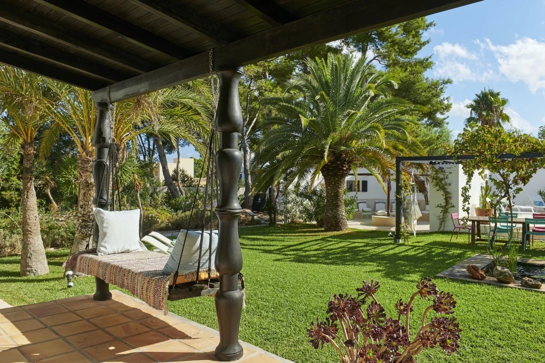 1681373279-Luxury real estates villa to rent Ibiza Lorenzo 3 garden.webp